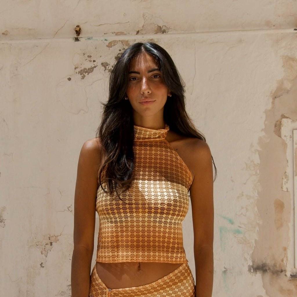 Top Amaga jaune